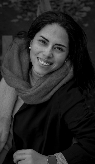 portrait of a girl smiling